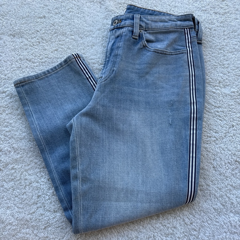 Talbots Light Blue Cropped Jeans with Navy & White Side Stripes